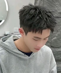 -尤司男士国潮理发馆