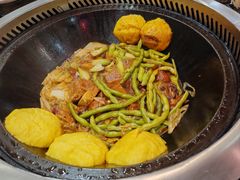 -粘豆包铁锅炖二部(温泉街店)