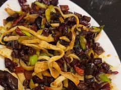 -瑞杰烧烤店·24小时营业(山东路店)