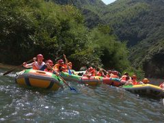 -安吉龙王山峡谷漂流
