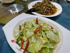 -醉美云南·云南菜主题餐厅(昆明站北京路双龙商场店)