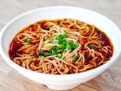 -重庆小面·抄手(解放碑好吃街店)