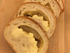 芝士粒粒法包-PAPER STONE BAKERY(天环店)