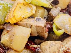 -牛一嘴·兰州牛肉面·大盘鸡(财富中心店)