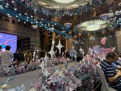 -上海松江假日酒店