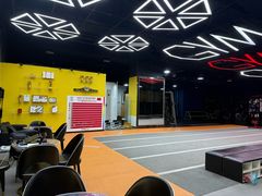-成杰格斗·拳击·柔术·防身术(建设路店)