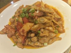 -那家老院子东北菜·饺子·小鸡炖蘑菇(艳华街店)