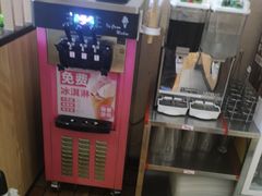 -彤德莱火锅(果园路店)