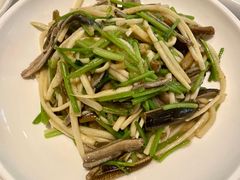 茭白炒鳝丝-玫瑰厅上海菜(兴国路店)
