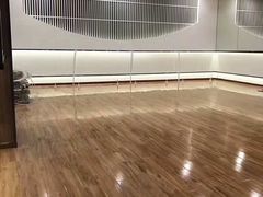 -金吉鸟健身游泳