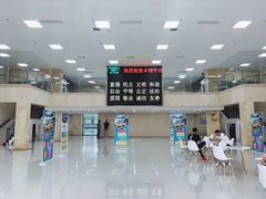 -金银湖市民文体活动中心恒温游泳馆