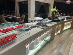 -荣誉国际酒店-云顶旋转餐厅