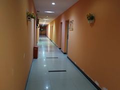 -雅住连锁酒店(琉璃场地铁站店)