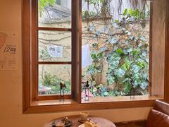 -懒鱼时光馆(沙坪坝店)