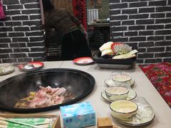 -边江铁锅炖鱼(振八街店)