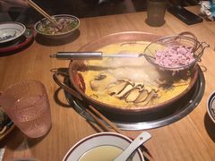 -洱火云南酸菜牛肉火锅(石景山当代商城店)