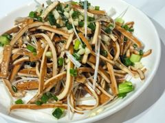 -郭婆婆疯子鸡·土货江湖菜馆
