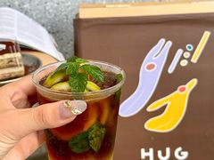 -HUG·拥抱咖啡(郑州宝龙广场店)