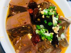 -沪小二炭火蛙锅(淮海中路美食不夜城店)