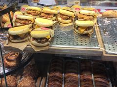 -巴黎贝甜(大宁国际商业广场店)