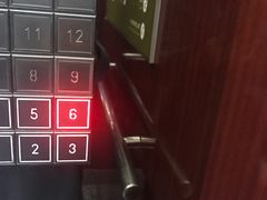 -跃动游泳健身俱乐部(新华传媒店)