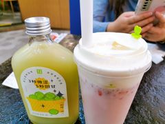 -奈雪的茶(湖滨银泰in77C区PRO店)