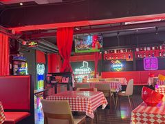 -霸气大叔干锅鸭头·龙虾烧烤·川菜·赛事直播(三里屯店)