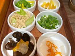 -良米山·云南野生菌过桥米线(上海首店)