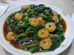 -老码头黑皮肘子锅包肉(赣水路店)