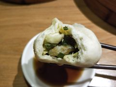 虾仁韭菜小笼包-草包包子铺(宽厚里店)