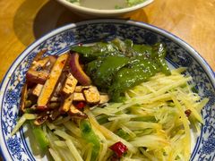 -杨三孃跷脚牛肉(美洲花园店)