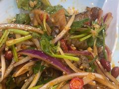 -明本湛江鸡•海鲜小厨(陈家祠店)