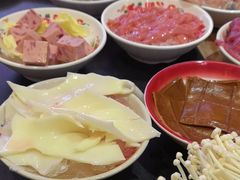 -沸炉重庆老火锅(军事博物馆店)