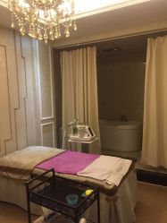 -悦芳庭美肤美体品牌集合店