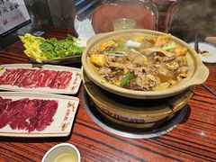 -沙胆彪炭炉牛杂煲(上海日月光广场店)