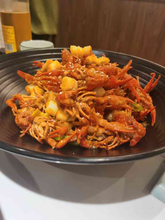 一佳靓虾·中餐厅-"工作日中午过去的,基本上没什么人.试了.