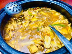 -菌之家·专业纯野生菌火锅·特色炒菌