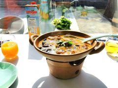 小鸡炖榛蘑-止观小馆·辽河口渔家菜(王府井店)