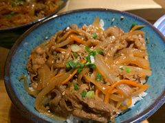 牛肉盖饭-三石铁板烧(紫竹桥店)