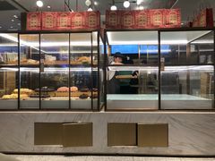 面包甜点陈列柜-奈雪的茶(湖滨银泰in77C区PRO店)