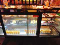 面包甜点陈列柜-星伦多自助料理(华润万象城店)