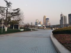 -泉城广场