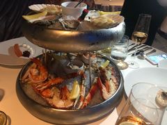 -迪拜帆船酒店海底餐厅