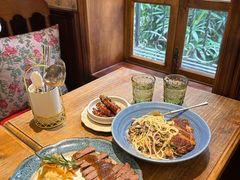 -秘密旅行Bonjour(黑金冠 江南西店)