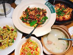 -费大厨辣椒炒肉(万家丽一店)