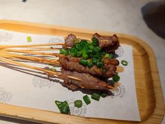 -鸣记脆皮烤鱼·海鲜烤鱼(三八广场店)