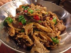 干锅榆黄菇-小土豆北方菜馆(文慧园店)