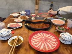 -憨铁匠火锅(红山6979店)