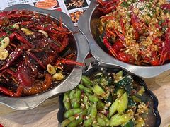 -郑记•不夜城烧烤•龙虾•虾蟹(黄鹤楼店)