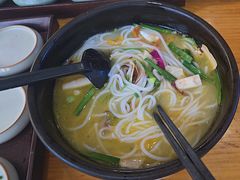 -桥香园过桥米线(国贸店)